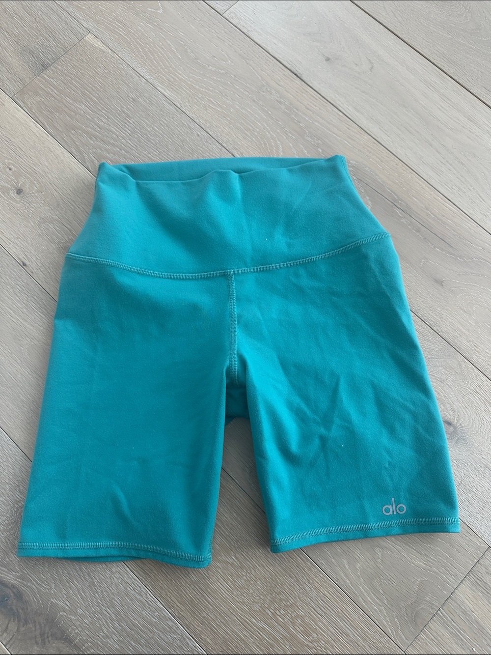 Alo High-Waist Teal Bike Shorts XS